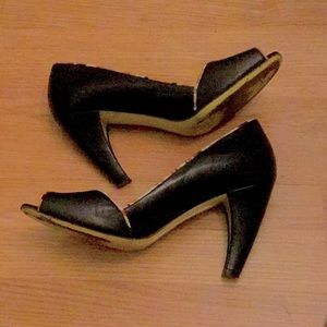 EUC VTG Paul Smith Chaplin Pumps RARE